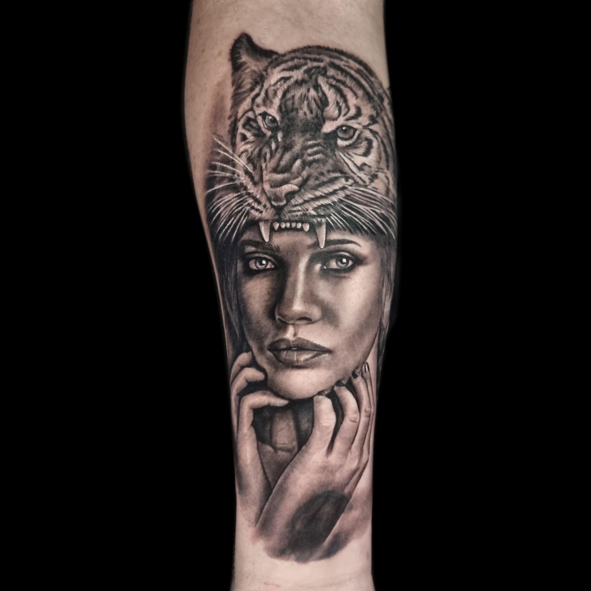 Tattoo by Gabriel Basleaga